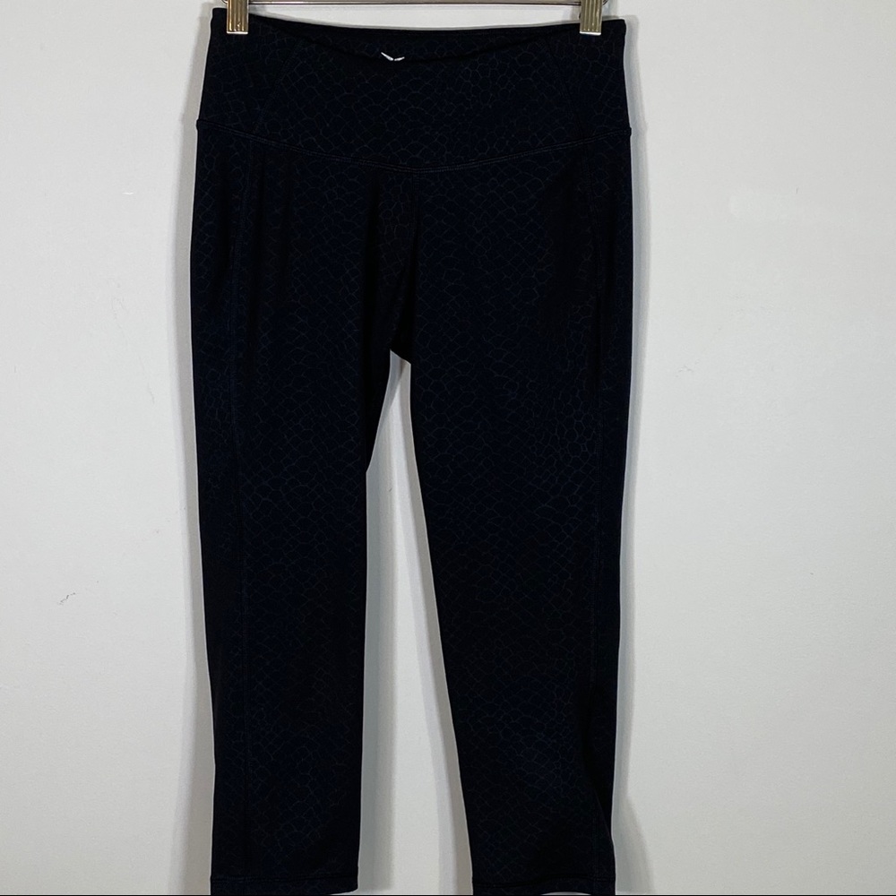 Old Navy Active Cropped Black Leggings